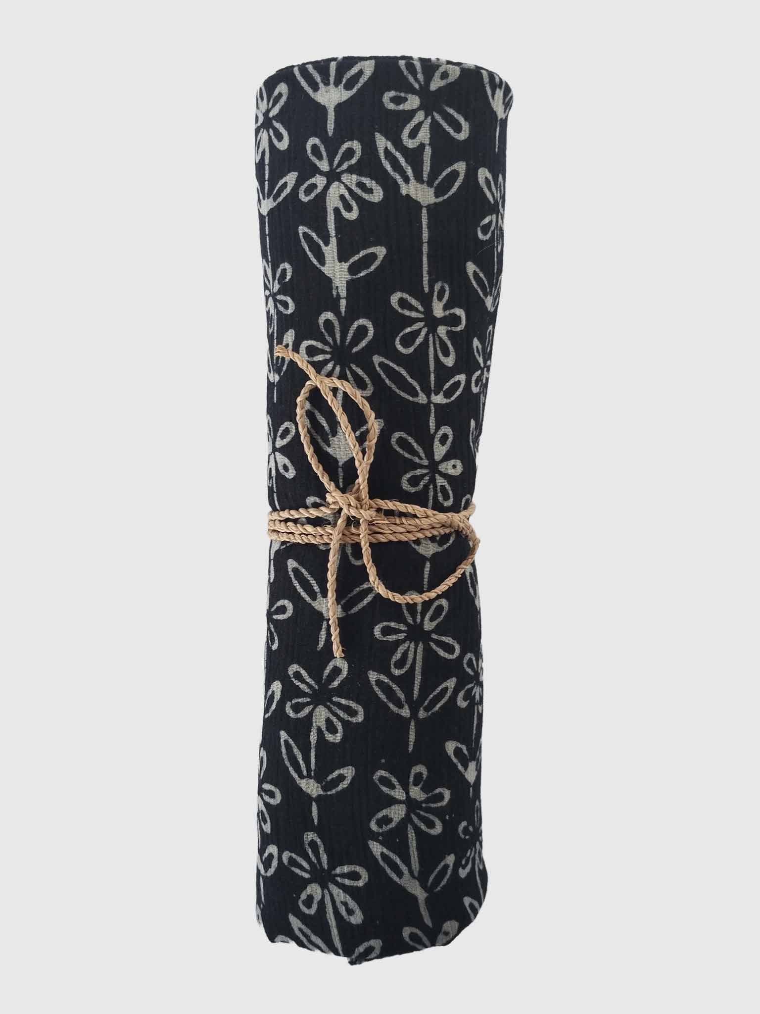 PAREO COTTON CRINKLE BATIK DAISY BLACK